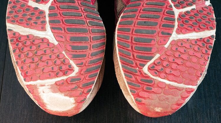 Check Your Shoes for Clues to Spinal Misalignment